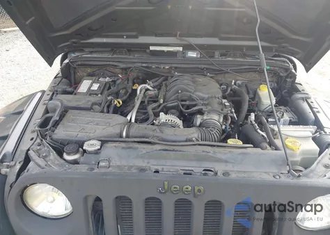 2012 Jeep Wrangler Unlimited Sport z USA, uszkodzony, nr VIN 1C4BJWDG4CL201371